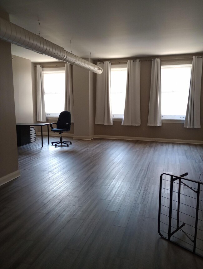Foto del edificio - 306 4th Ave