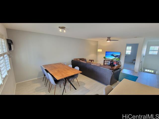 Foto del edificio - 95-973-973 Ukuwai St