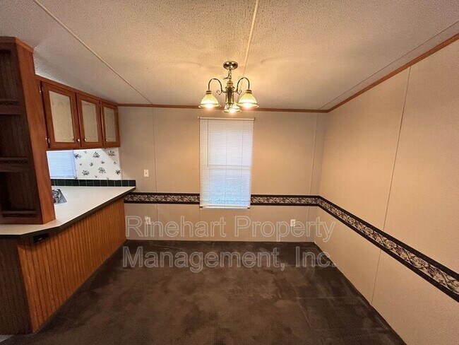 Foto del edificio - 5035 Park Creek Dr