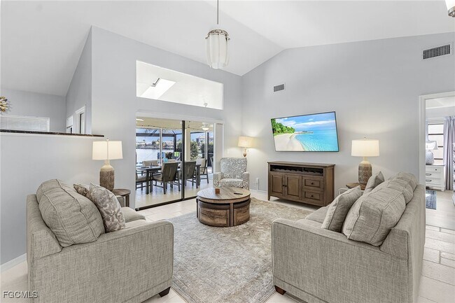 Building Photo - 5019 Skyline Blvd