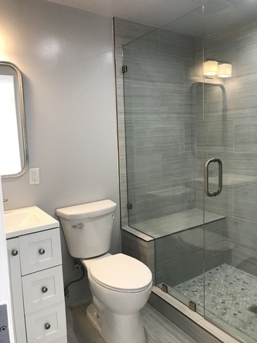 Shower - 12418 Oxnard St