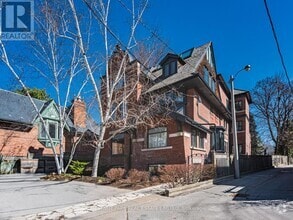Building Photo - 15-15 Scarth Rd