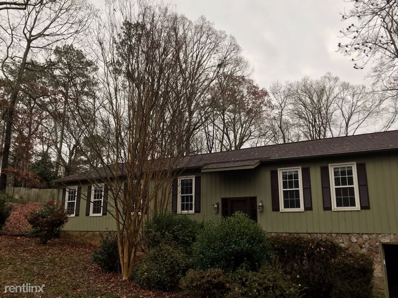 Foto principal - 4 br, 2 bath House - 3650 Shelby Ln