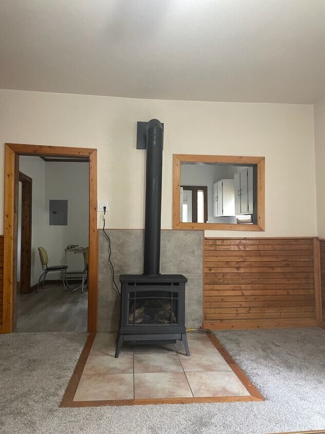 Foto del edificio - Cute One Bedroom Single Family Home in Oak Creek, CO