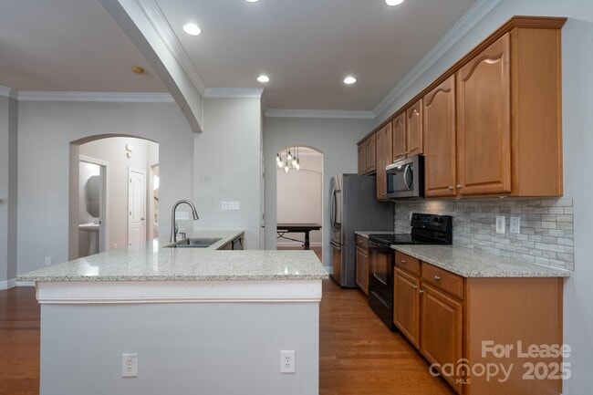 Building Photo - 10725 Serape Rd