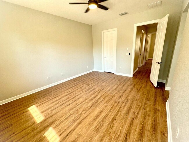 Building Photo - 499 Corte Madera Ln