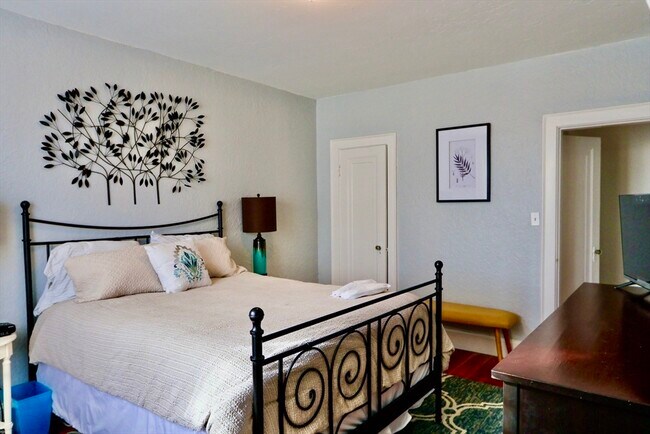 Foto del edificio - 36 Hillside Ave