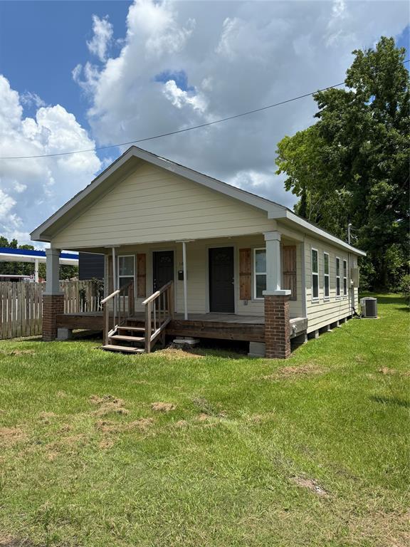 Foto principal - 108 W Dallas St