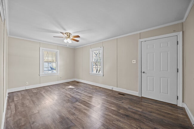 Sala de estar - 203 Spring St