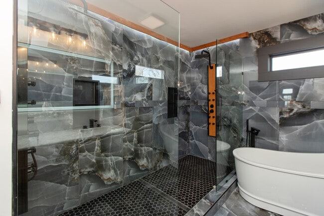 Foto del edificio - 2828 N Illinois St