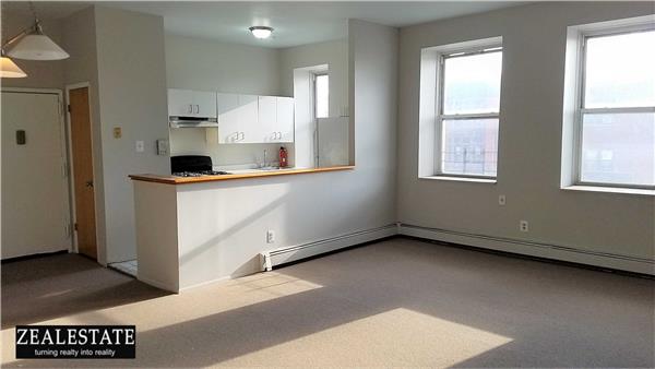 Primary Photo - 337 9th St