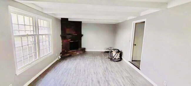 Foto del edificio - Corner Lot, Fenced yard, Large Master Suite