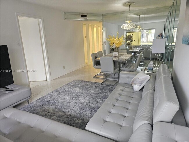 Foto del edificio - 8020 S Colony Cir