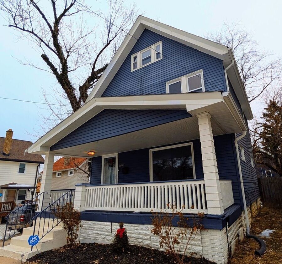 Primary Photo - Welcome home to a spacious 4-Bedroom Home ...