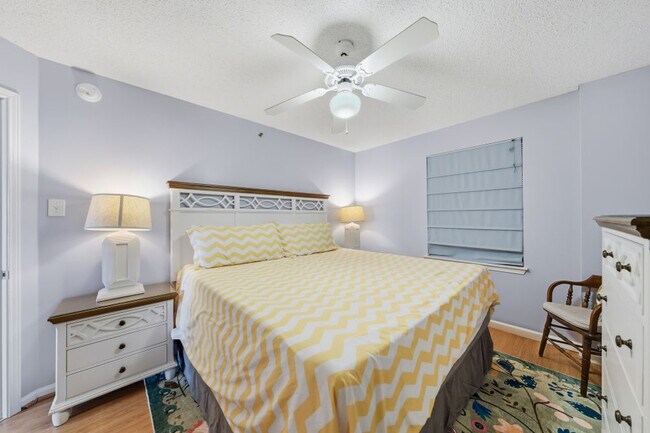 Foto del edificio - 24568 Perdido Beach Blvd