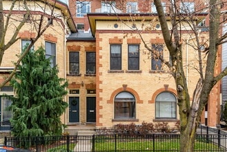 Building Photo - 22 W 4th Ave