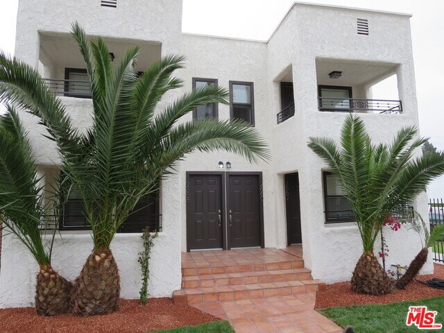 Foto principal - 2656 Mansfield Ave