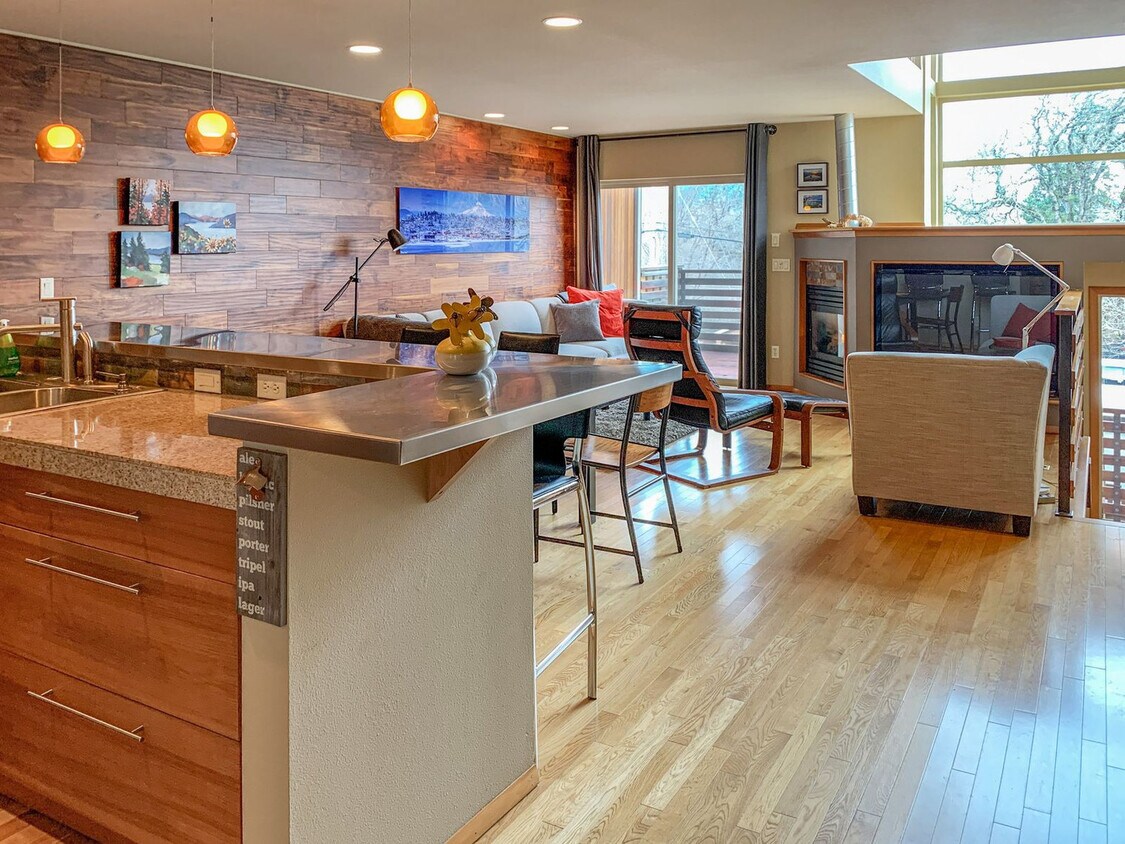 Foto principal - 1307 Wasco St