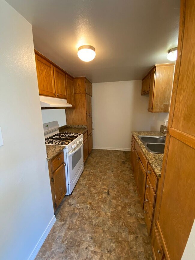 Foto del edificio - Spacious Townhome