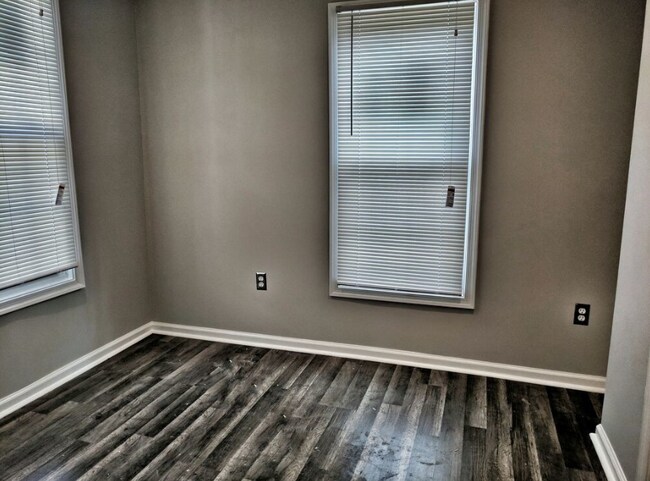 Foto del edificio - 2020 16th St SE