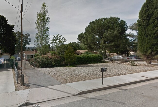 Street View - 2860 W Williams St