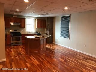 Foto del edificio - 436 Larch St