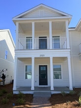 Building Photo - 2323 Discovery Loop