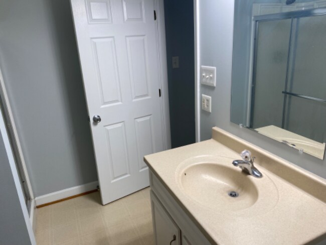 Foto del edificio - 201 Centennial St