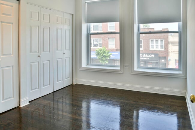 Building Photo - 2450 N Milwaukee Ave