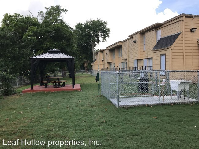 Foto del edificio - 1760 Campbell Rd