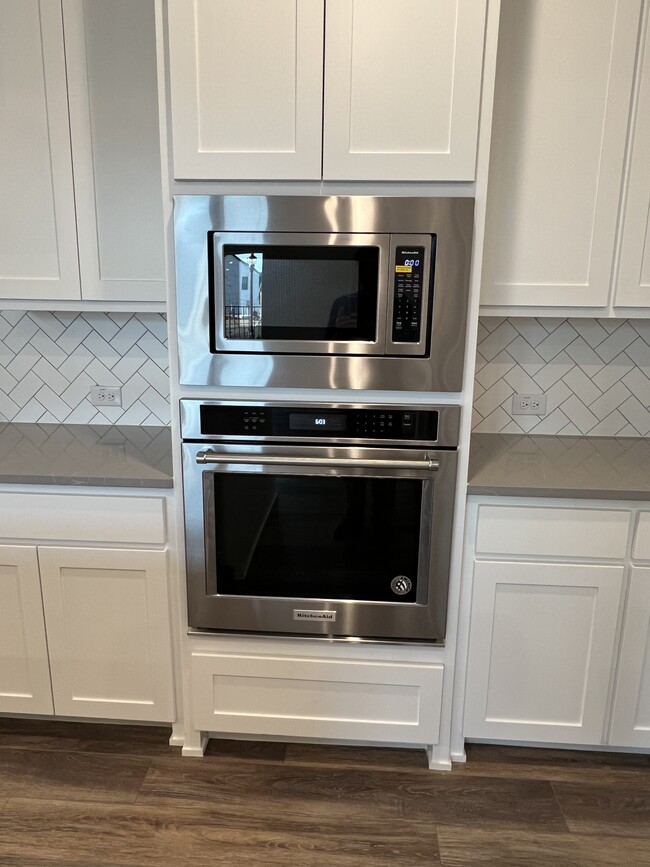 Building Photo - 13034 Sprucewood Trl