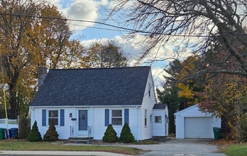 Building Photo - 1162 Main Ave