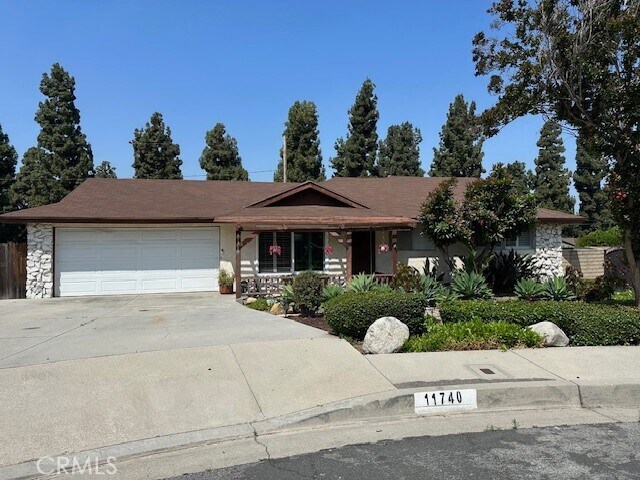 Foto principal - 11740 Maple St