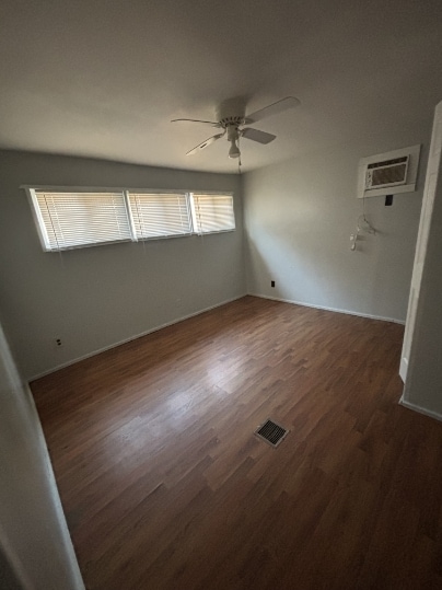 Building Photo - 205 Cherry Tree Dr