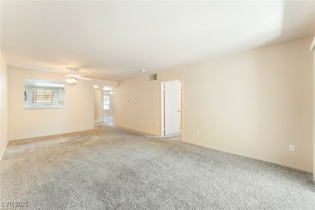 Building Photo - 1908 Tierra Vista Dr