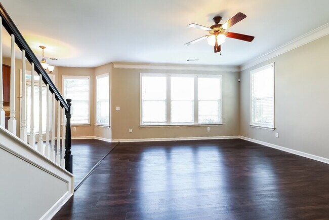 Building Photo - 1201 Loowit Falls Ct