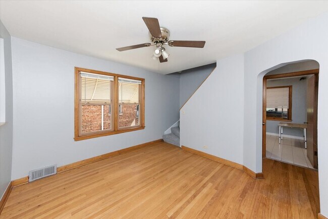 Foto del edificio - 7117 W Armitage Ave