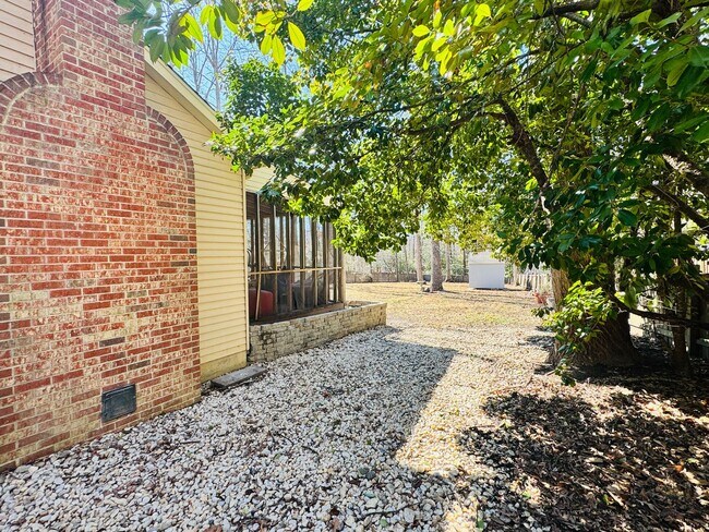 Building Photo - COMING SOON - AQUIA HARBOUR - PET FRIENDLY (UPON APPROVAL) - CONVERTED GARAGE