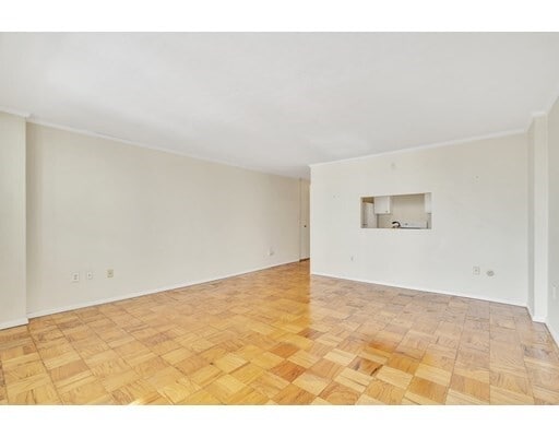 Building Photo - 6 Whittier Pl