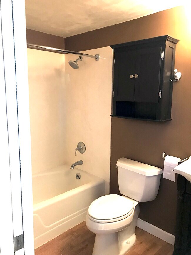 Foto del edificio - 2012 Thorndyke Ave W