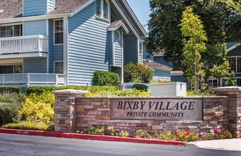 Building Photo - 520 Medford Ct
