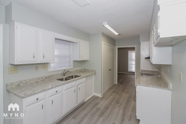 Building Photo - 3306 Foggy Ridge Cove