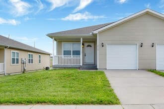 Building Photo - 2115 Killdeer Rd