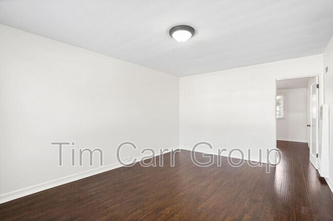 Foto del edificio - 393 Broadway