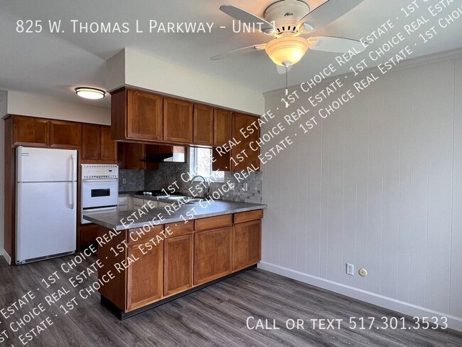 Foto del edificio - 825 W Thomas L Pkwy
