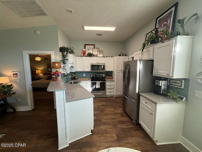 Building Photo - 128 Seaclusion Cir