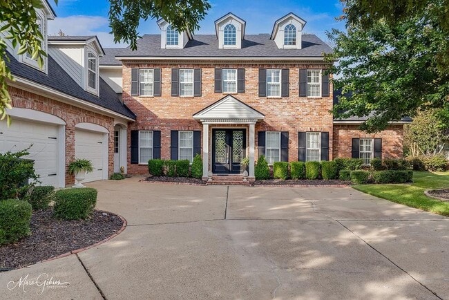 Building Photo - 316 Autumn Ridge Dr