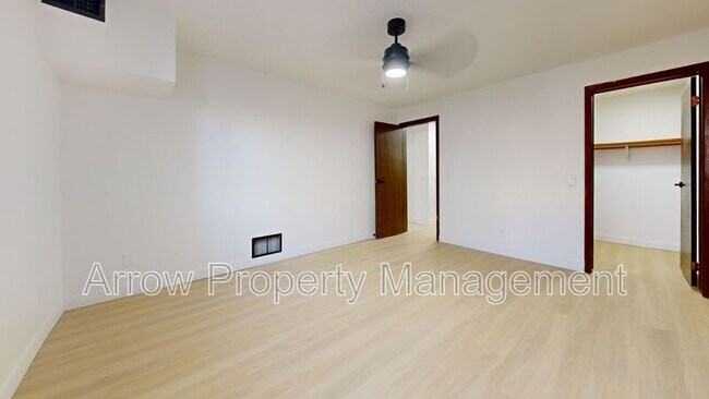 Foto del edificio - 207 E Arbor Ave