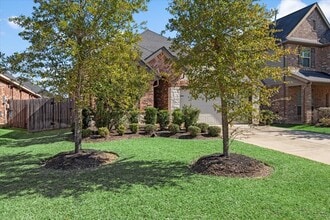Building Photo - 2127 Blossomcrown Dr