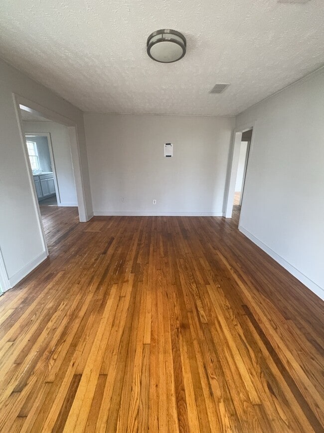 Building Photo - 4426 Desoto St